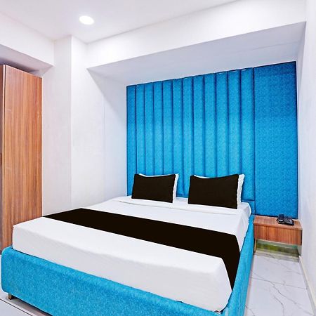 Super Hotel O Althan Formerly Hotel Niraant Surat Luaran gambar