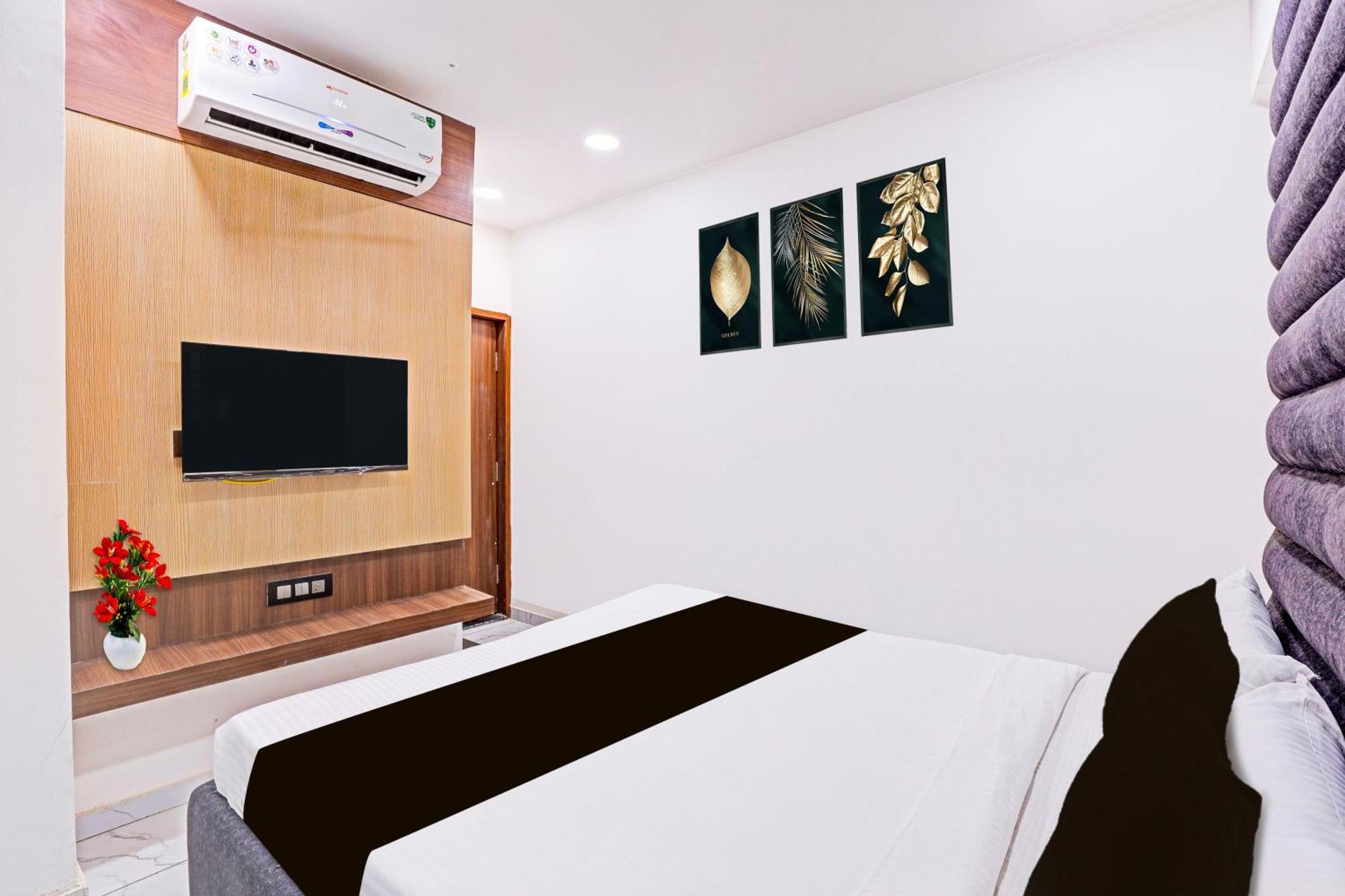 Super Hotel O Althan Formerly Hotel Niraant Surat Luaran gambar