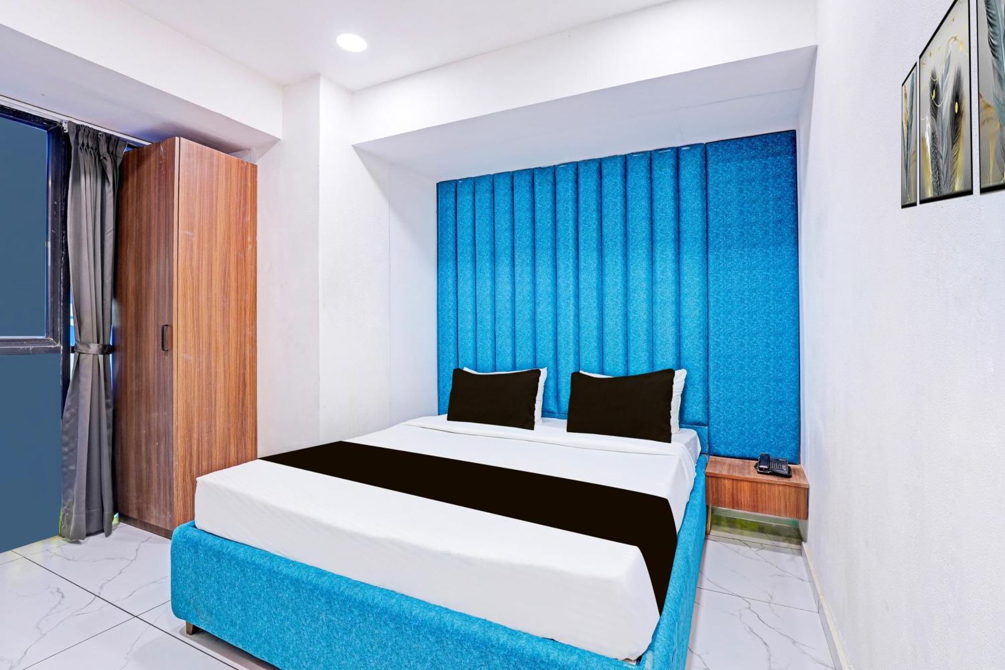 Super Hotel O Althan Formerly Hotel Niraant Surat Luaran gambar