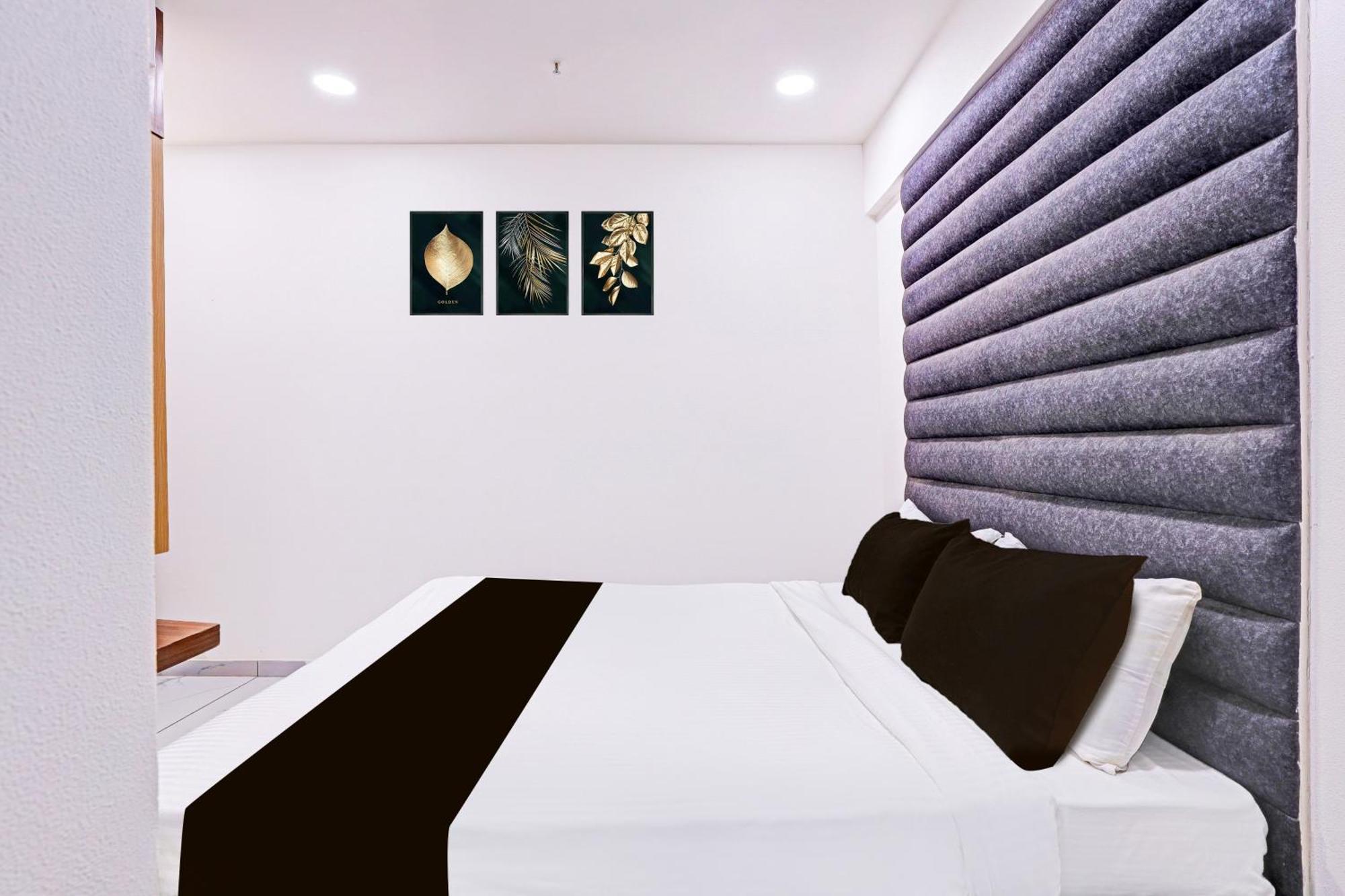 Super Hotel O Althan Formerly Hotel Niraant Surat Luaran gambar